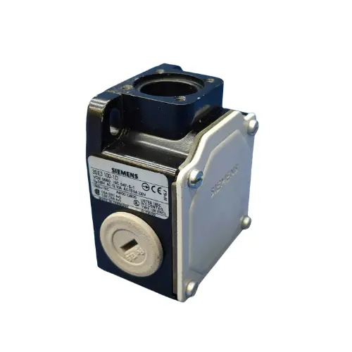 [SIEMENS] 3SE3100-1D,1NO+1NC SNAP ACTION ROLLER PLUNGER 56MM METAL LIMIT SWITCH-SIEMENS
